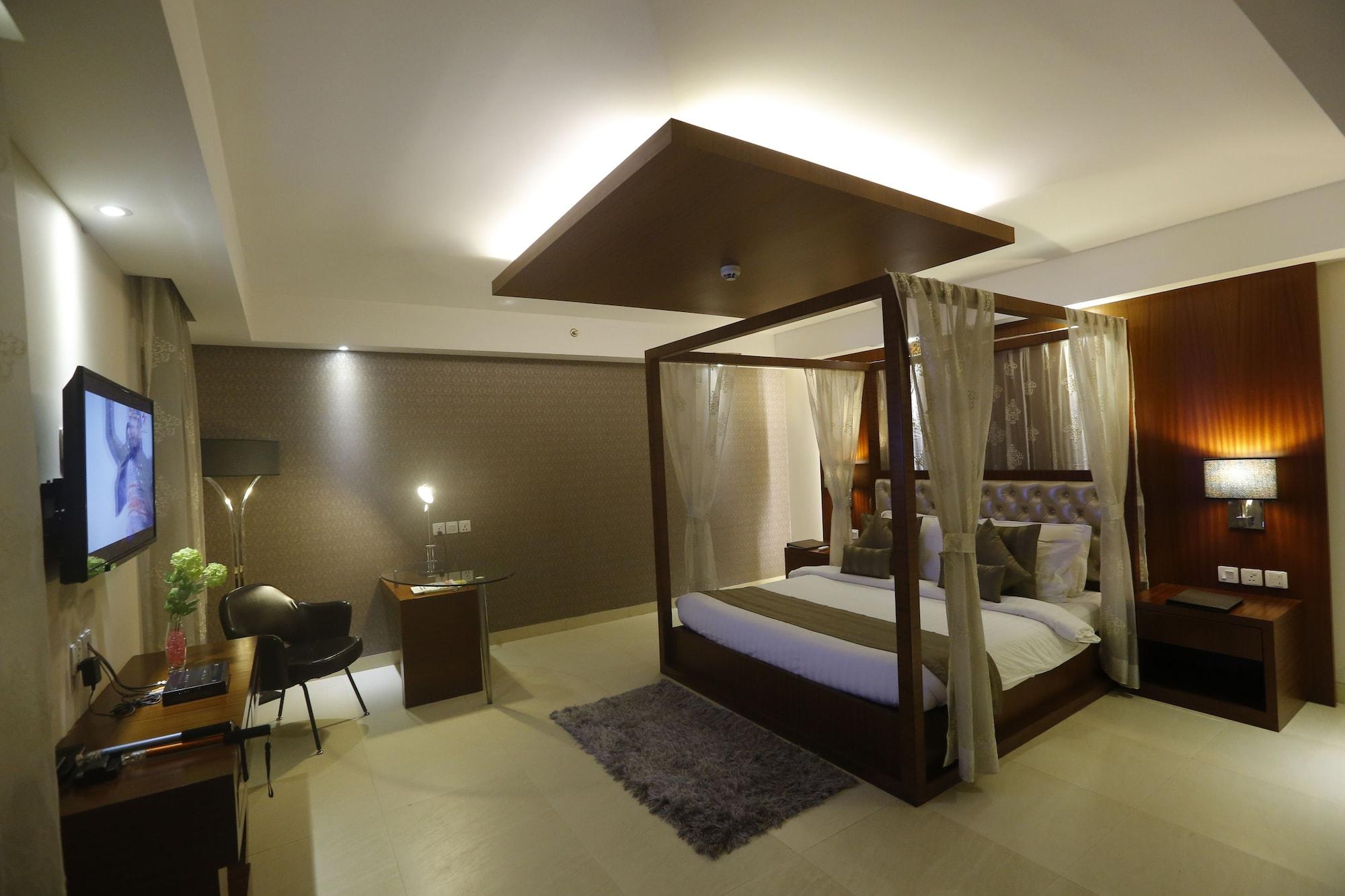 เซเลสต้า โฮเต็ล Hotel โกลกาตา ภายนอก รูปภาพ