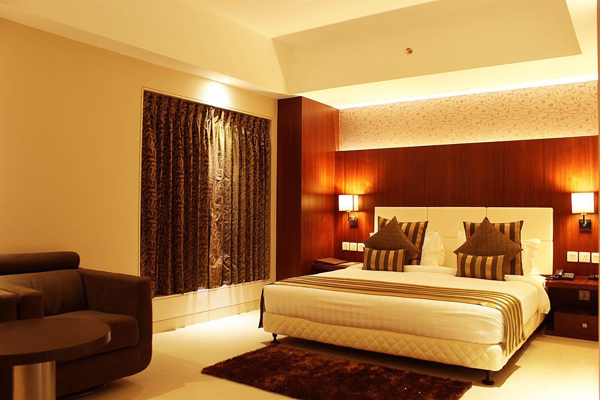 เซเลสต้า โฮเต็ล Hotel โกลกาตา ภายนอก รูปภาพ